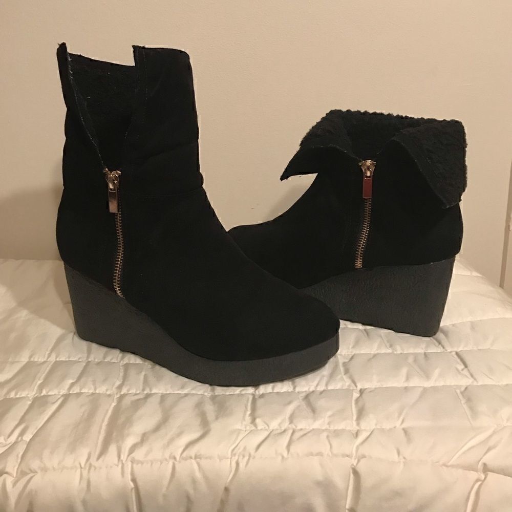 Worn only once Rouche boots